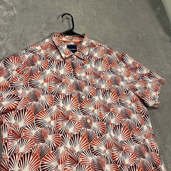 Tommy Bahama Button Down Shirt Mens XL Shell We Dance Scalloped Camp Silk - Picture 2 of 8